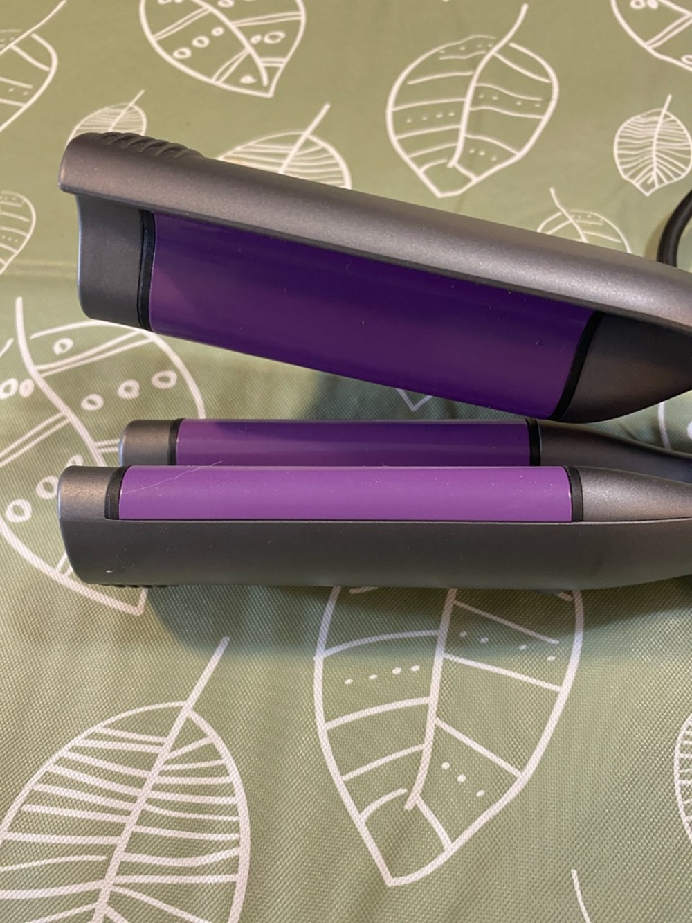 Nexpure Hair curler/Waver- Metallic Gray with Purple Accents - Picture 5 of 5